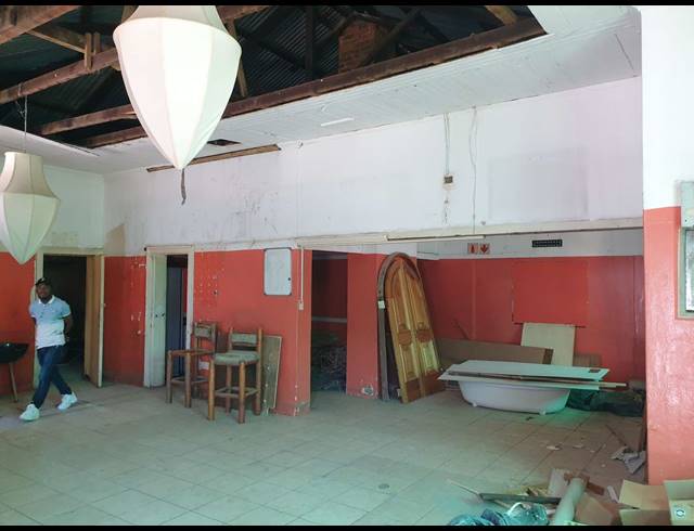 142M² RETAIL FOR SALE IN WOODSTOCK